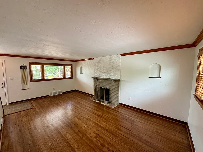 1643 Reamer St — Photo 8