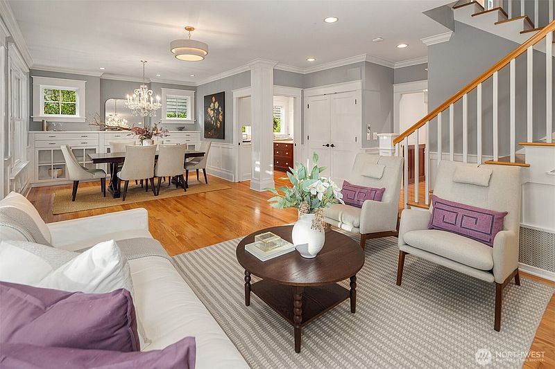 4th image of 1508 37th Avenue E