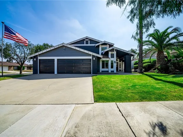 2101 Skylark Cir, Corona, CA 92882