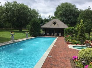 412 Blue Heron Cir, Blue Bell, PA 19422