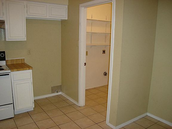 3rd image of 13407 Greywood Dr