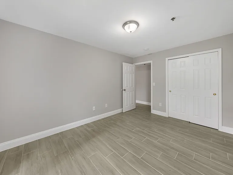 26-28 Avon Avenue - Ground Floor — Photo 6