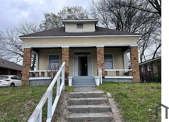 926 Stafford Ave