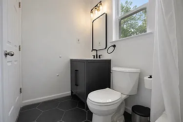 203 Halladay Street, #1