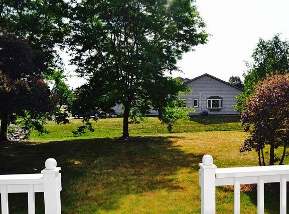 4th image of 462 Summerhaven Dr N