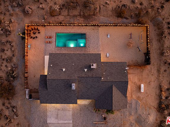 5th image of 60789 Pueblo Trl