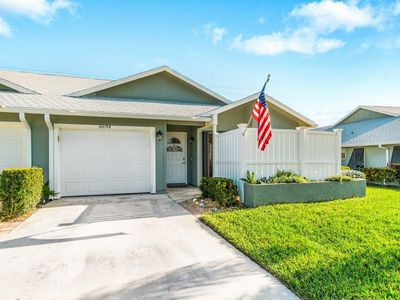 6694 SE Yorktown Drive, Hobe Sound, FL, 33455