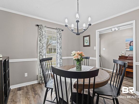 4th image of 6609 Blakeley Ct