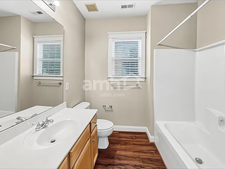 13640 Swinton Rd — Photo 14