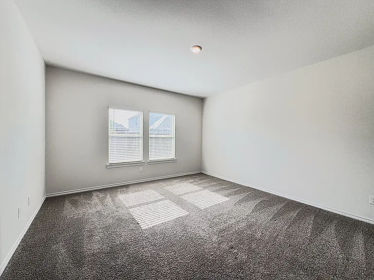 218 Alice Springs Ln — Photo 15