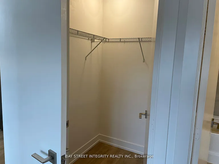 278 Buchanan Dr #217E — Photo 6