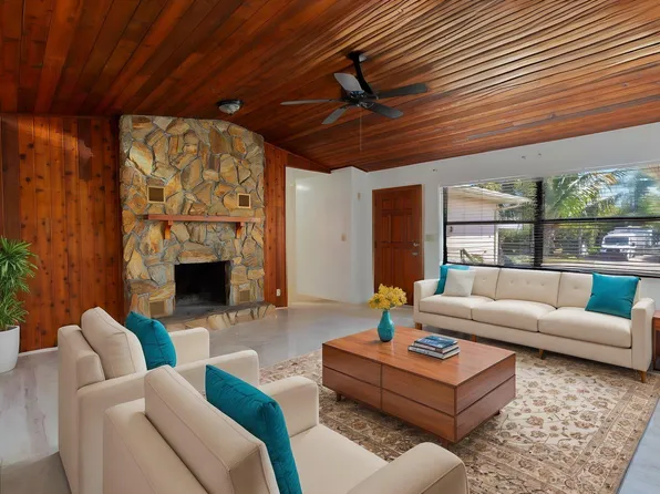 6403 SE Lockerby Place, Hobe Sound, FL 33455