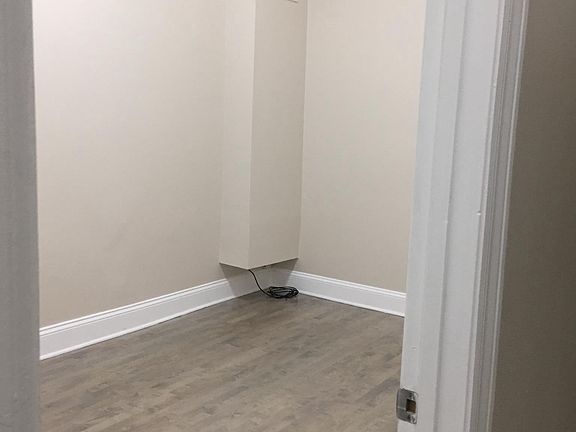 5th image of 2436 N Laramie Ave APT 1N