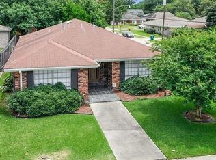 3301 Metairie Ct, Metairie, LA 70002