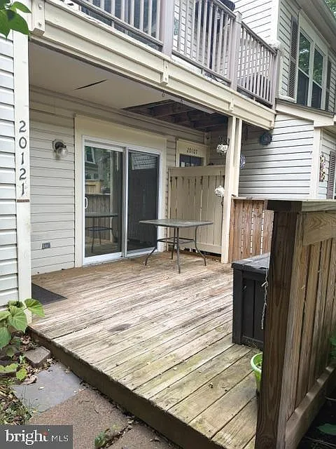 3 bed, 3.0 bath, 1540 sqft, $2,600 — Photo 3