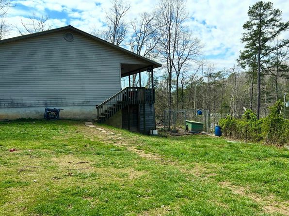 235 Lake Dr, Parkers Lake, KY 42634