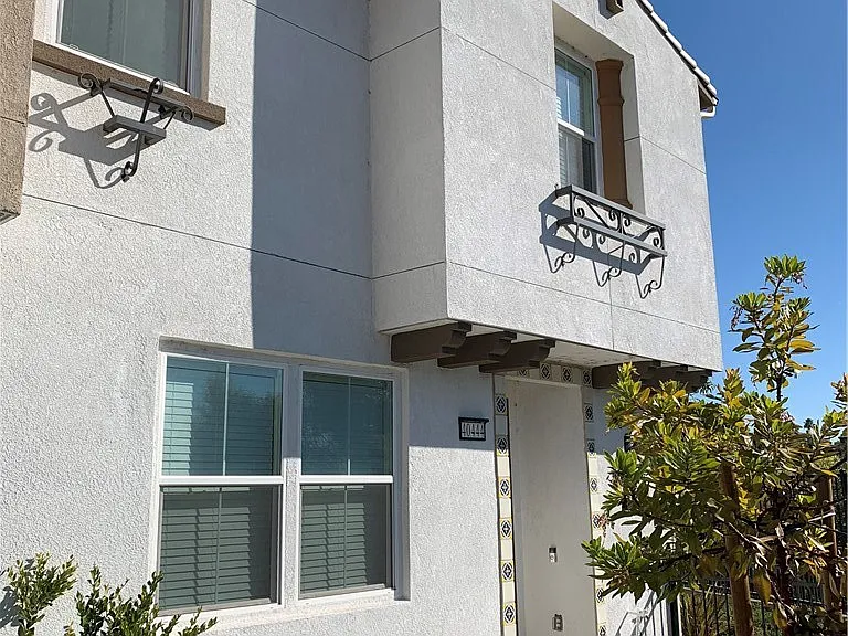 40444 Calle Real — Photo 1