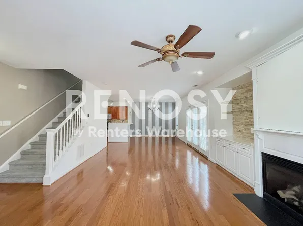 3932 Cromwell Park Dr, Virginia Beach, VA 23456
