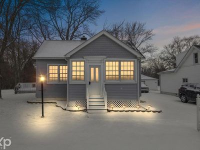 18615 Martin Rd, Roseville, MI, 48066