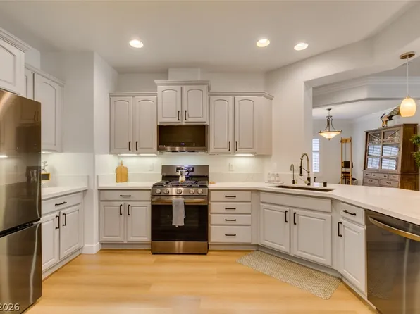 11253 Piper Peak Ln, Las Vegas, NV 89138