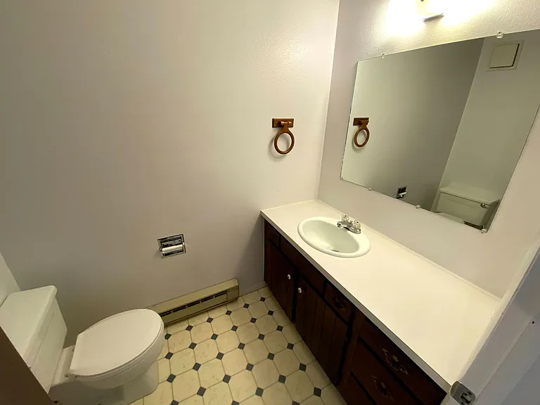 2110 Prairie Rd — Photo 15