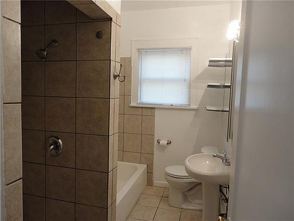 3rd image of 5029 Byers Ave