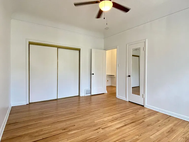 369 N Spaulding Ave — Photo 15