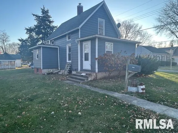 345 W Woodbury St, Macomb, IL 61455