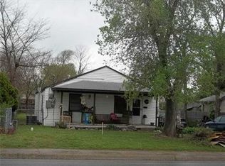 522 Park St, Springdale, AR 72764