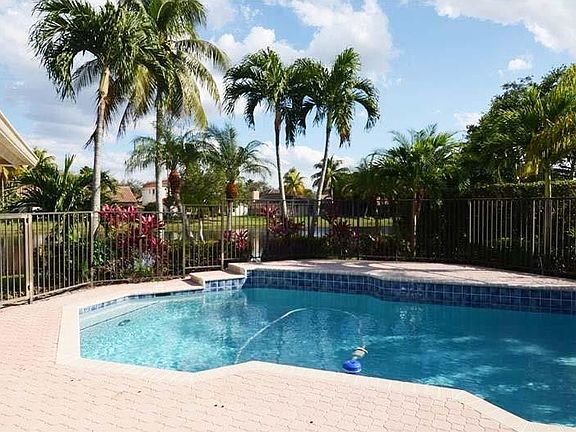 4th image of 1234 NW Waterview Court