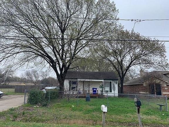 5th image of 4028 Wood Oak Dr