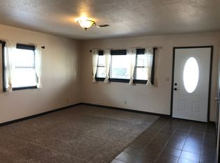 613 SW 5th St, Seminole, TX 79360