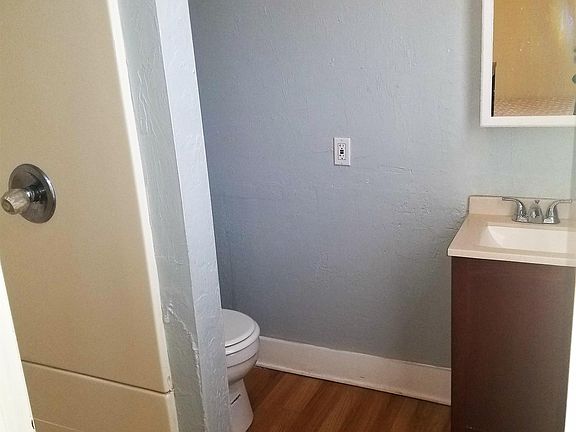4th image of 260 Washington St APT 7