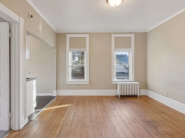 938 - 940 East 3rd Street — Photo 10