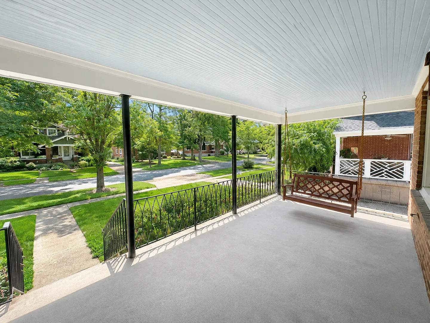 Charming St. Matthews Cape Cod with Finished Basement & Spacious Backyard — Photo 2