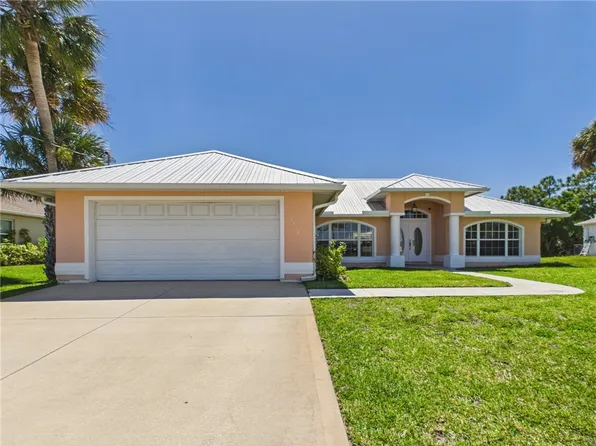 1314 Schumann Dr, Sebastian, FL 32958