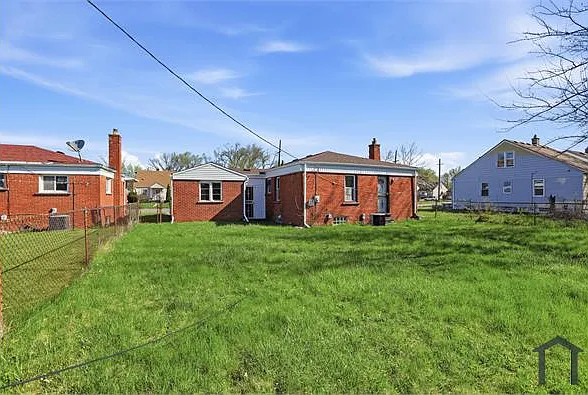 19437 Tireman St — Photo 17