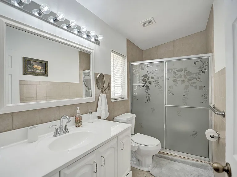 1245 S Flagler Ave — Photo 9