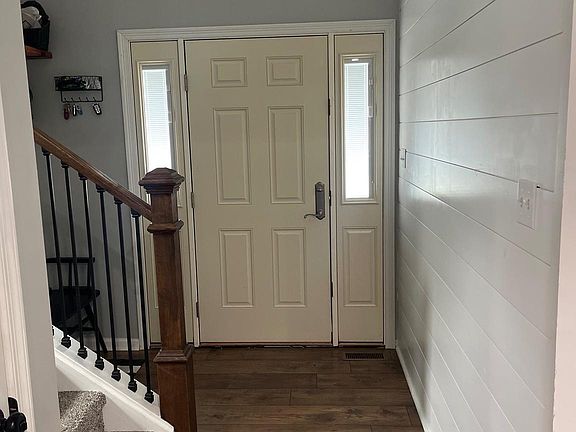 3rd image of 109 Magnolia Dr