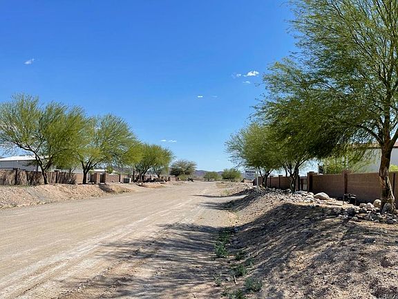 3rd image of 2657 Rio Hacienda Way
