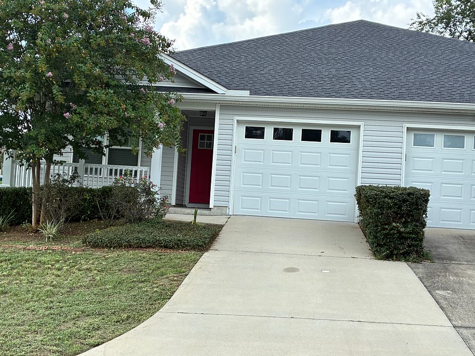 1st image of 551 Brooke Hampton Dr