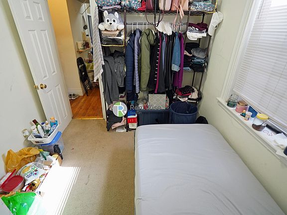 5th image of 6 Camelot Ct APT 6