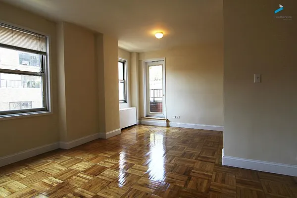 Rented by FirstService Realty (legacy) | media 35