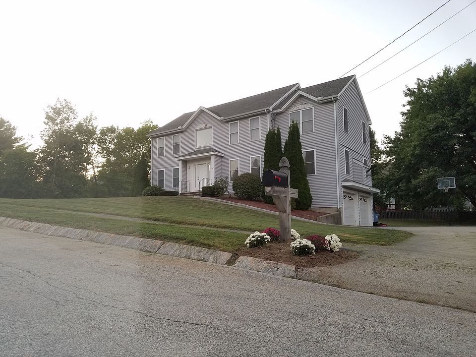 1st image of 4 Plum Dr