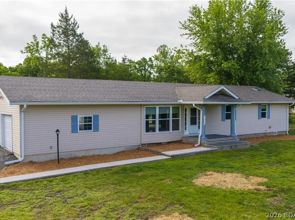 1914 State Road V, Linn Creek, MO 65052