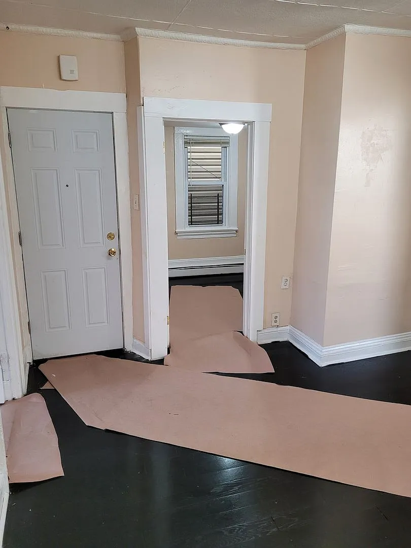 90 Cutler Street — Photo 4