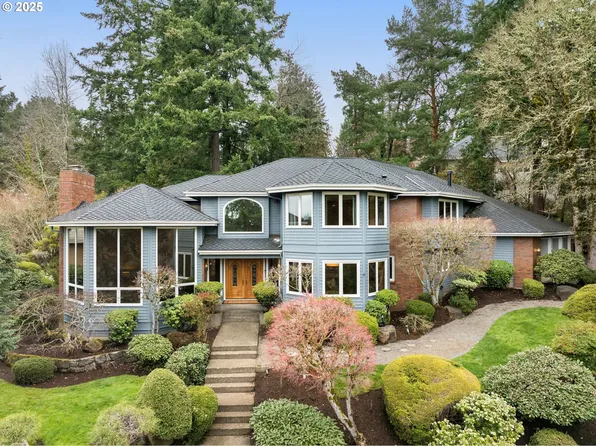 30 Hillshire Dr, Lake Oswego, OR 97034