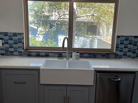 4th image of 770 Pinecone Dr