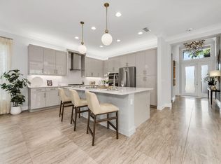 11241 Daphne Ct, Naples, FL 34120