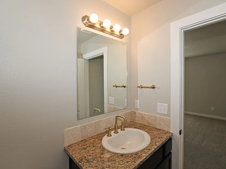 4902 Locker St — Photo 14